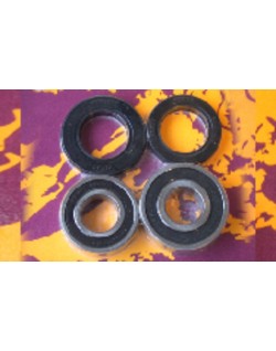 Kit de roulements et joints de roue arrière PIVOT WORKS
