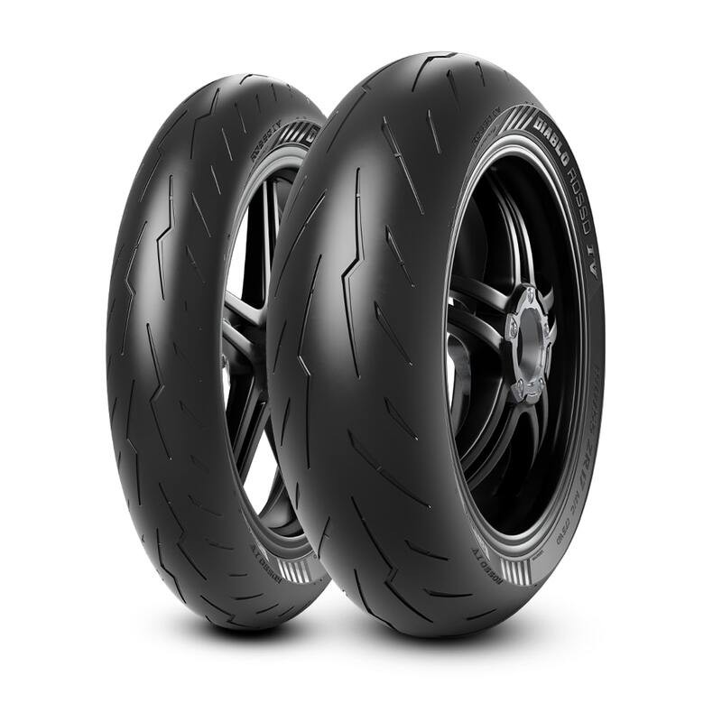 Pneu PIRELLI DIABLO ROSSO IV 190/50 ZR 17 M/C (73W) TL Pneu PIRELLI DIABLO ROSSO IV 190/50 ZR 17 M/C (73W) TL