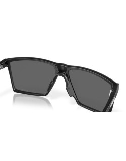 Lunettes de soleil OAKLEY Futurity Sun verres Prizm Black Polarized