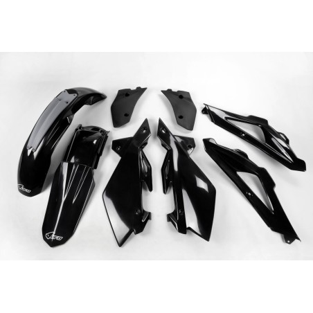 BODY KIT HVA 06-08 2T BK