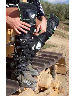 KNEE SHIN GUARD MOKAITE
