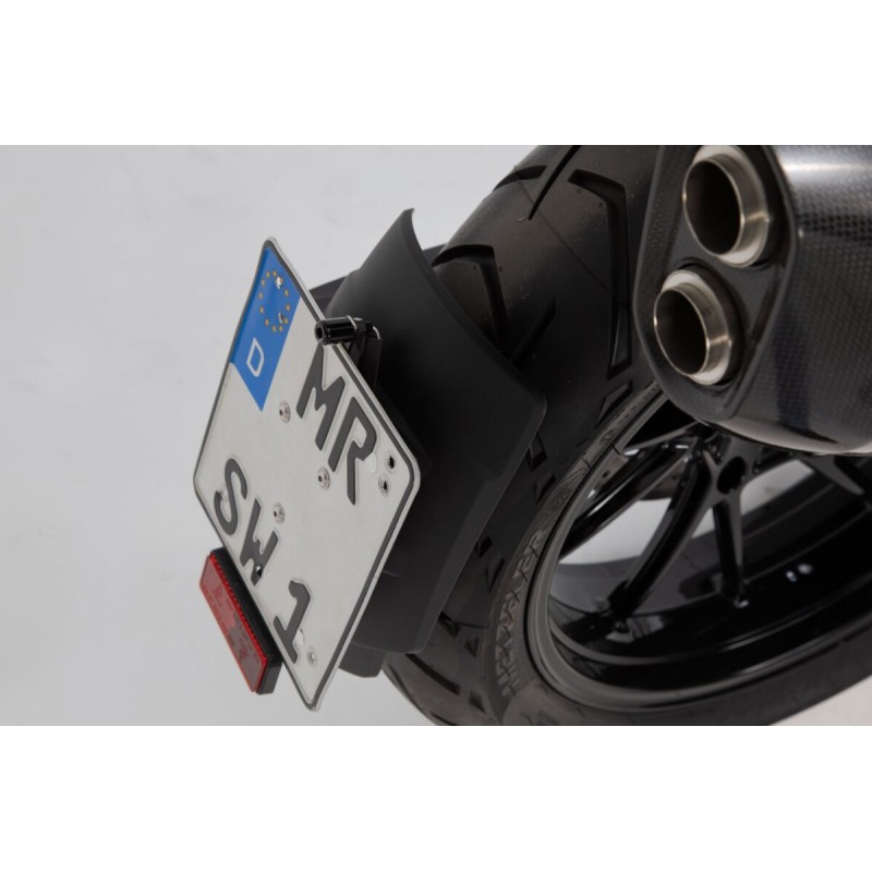 LICENSE PLATE HOLDER