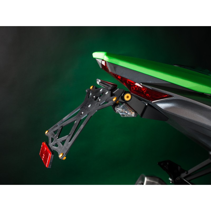 Support de plaque réglable LIGHTECH - Yamaha MT-03 Support de plaque réglable LIGHTECH - Yamaha MT-03