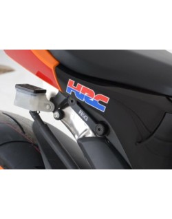 Caches orifices repose-pieds arrière R&G RACING noir Honda CBR600RR