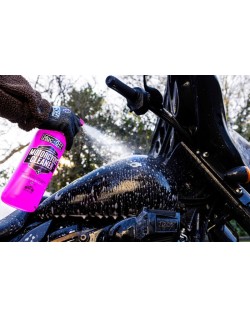Kit de nettoyage moto 8 en 1 MUC-OFF