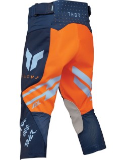 PANT YTH LAUNCHMODE FUTURA NAV