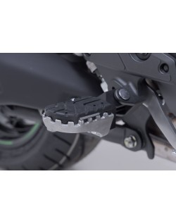 ION FOOTREST KIT BLACK