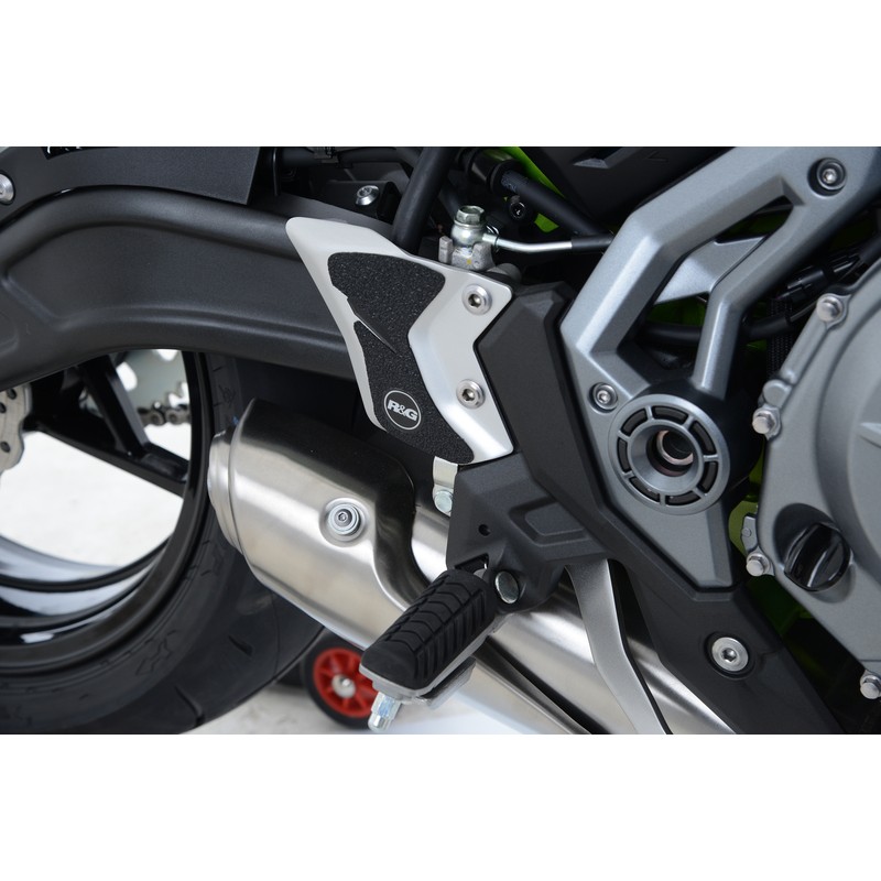 Adhésif anti-frottement R&G RACING platine talon noir (2 pièces) Kawasaki Z650 Adhésif anti-frottement R&G RACING platine talon noir (2 pièces) Kawasaki Z650