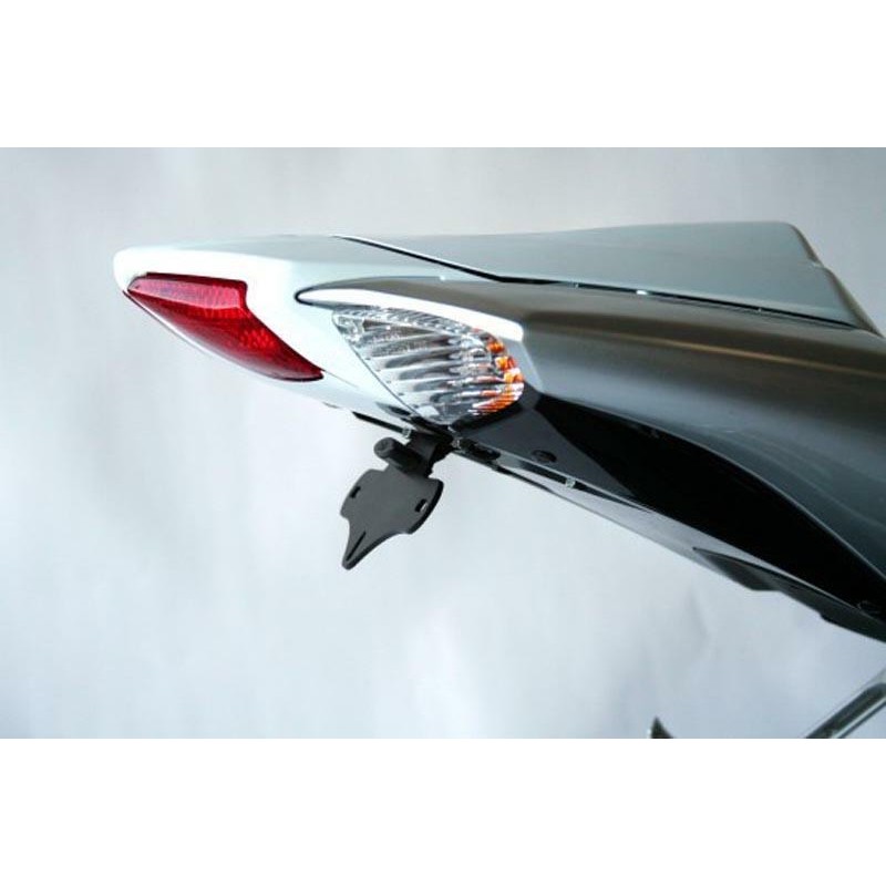 SUPPORT DE PLAQUE R&G RACING POUR GSXR600/750 08-09 SUPPORT DE PLAQUE R&G RACING POUR GSXR600/750 08-09